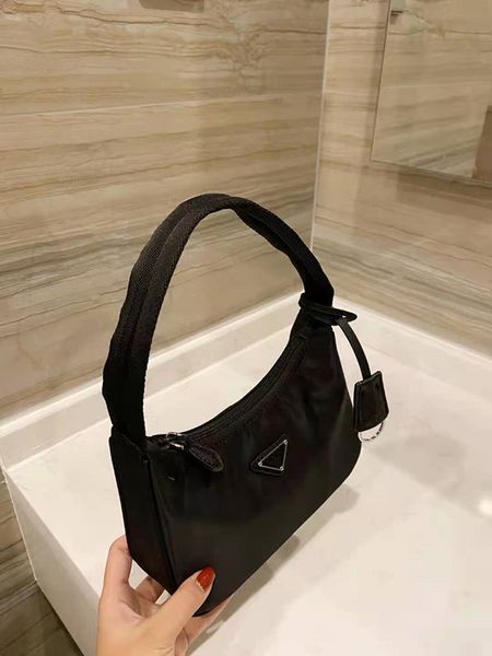 single girls women shoulder bags shoulderbag handbag slope nylon package genuine leather tote handbags purses messenger vintage bag fashion
single girls women shoulder bags shoulderbag handbag slope nylon package genuine leather tote handbags purses messenger vintage bag fashion