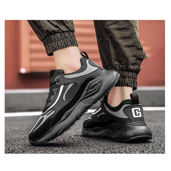 wholesale soft bottom suitable running shoes for women men tripe black white three color foam mens trainers scarpe zapatos chaussures 40-45
wholesale soft bottom suitable running shoes for women men tripe black white three color foam mens trainers scarpe zapatos chaussures 40-45