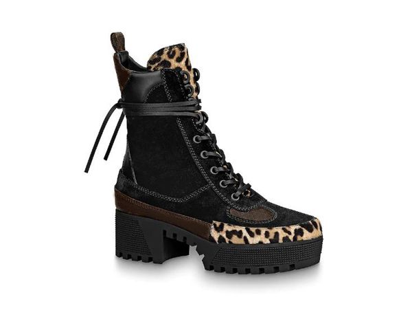 luxury laureate platform desert boot womens boot martin boots work boot snow casual leopard printing brand ankle boots designer winter shoes, Black
luxury laureate platform desert boot womens boot martin boots work boot snow casual leopard printing brand ankle boots designer winter shoes, Black