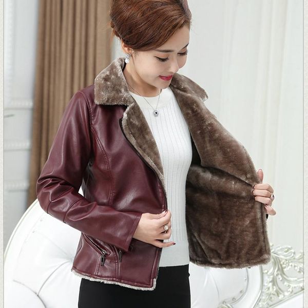 women short pu faux leather jackets with velvet winter long sleeve coats l1011197, Black
women short pu faux leather jackets with velvet winter long sleeve coats l1011197, Black