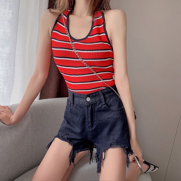 2019 summer korean rainbow camisole vest color contrast stripe knitted suspender vest women's neck bottoming shirt bajig, White;black
2019 summer korean rainbow camisole vest color contrast stripe knitted suspender vest women's neck bottoming shirt bajig, White;black