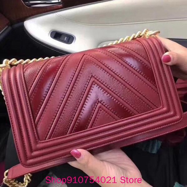 women handbags leather shoulder bag designer purse patchwork v caviar chain bag crossbody bags
women handbags leather shoulder bag designer purse patchwork v caviar chain bag crossbody bags