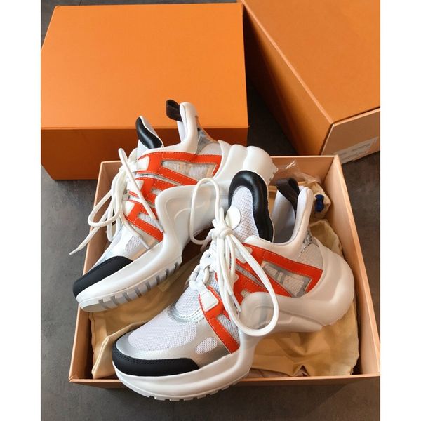 2021 selling couple shoes fashion trend classic simple style casual shoes comfortable men women sneakers multicolor optional, Black;red
2021 selling couple shoes fashion trend classic simple style casual shoes comfortable men women sneakers multicolor optional, Black;red