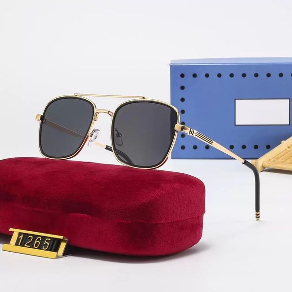 2022 new sunglasses designed for women brand design sunglass sunglasse woman men glasses womens sun glass uv400 lens with box, White;black
2022 new sunglasses designed for women brand design sunglass sunglasse woman men glasses womens sun glass uv400 lens with box, White;black