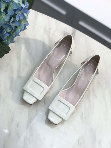 2020 spring new style square button women's shoes thick heel leather square head shallow mouth patent leather transparent high heel sin, Black
2020 spring new style square button women's shoes thick heel leather square head shallow mouth patent leather transparent high heel sin, Black