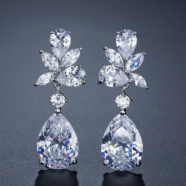 new trendy cubic zirconia flower earrings romantic jewelry waterdrop crystal leaf earrings for women fashion jewelry 2021, Golden;silver
new trendy cubic zirconia flower earrings romantic jewelry waterdrop crystal leaf earrings for women fashion jewelry 2021, Golden;silver