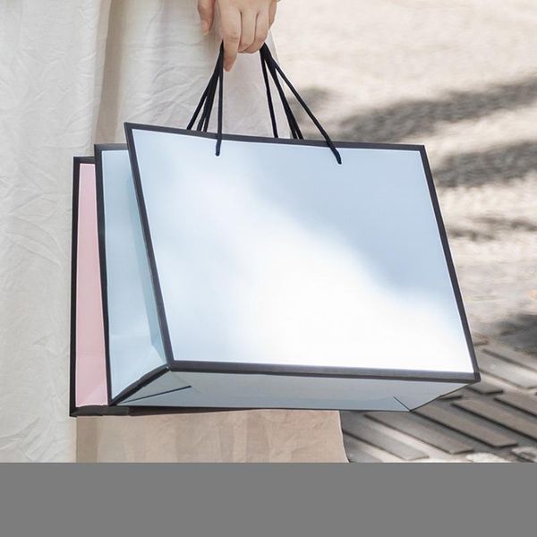gift wrap 10pcs/lot color paper bags black frame clothing gifts high-end shopping fashion handbag cosmetics packing
gift wrap 10pcs/lot color paper bags black frame clothing gifts high-end shopping fashion handbag cosmetics packing