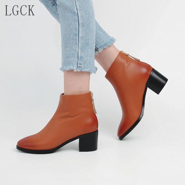 plus size 34-43 genuine leather women ankle boots new women boots 2020 autumn high heels shoes fashion office warm leather1, Black
plus size 34-43 genuine leather women ankle boots new women boots 2020 autumn high heels shoes fashion office warm leather1, Black