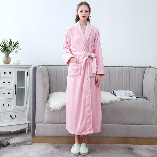 2021 new plus size women's autumn winter long flannel nightgown with sashes solid thick nightwear v neck fluffy female bathrobe 513p, Black;red
2021 new plus size women's autumn winter long flannel nightgown with sashes solid thick nightwear v neck fluffy female bathrobe 513p, Black;red