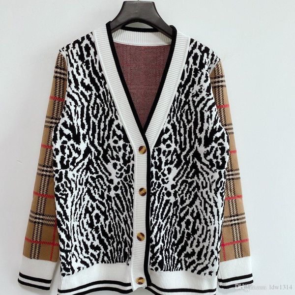 runway sweater v neck long sleeve high end jacquard cardigan womens designers clothes, White;black
runway sweater v neck long sleeve high end jacquard cardigan womens designers clothes, White;black