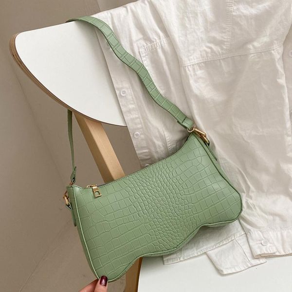 crocodile pattern baguette bag women pu leather shoulder bag casual lady handbag designer armpit fashion girls purse bolso
crocodile pattern baguette bag women pu leather shoulder bag casual lady handbag designer armpit fashion girls purse bolso