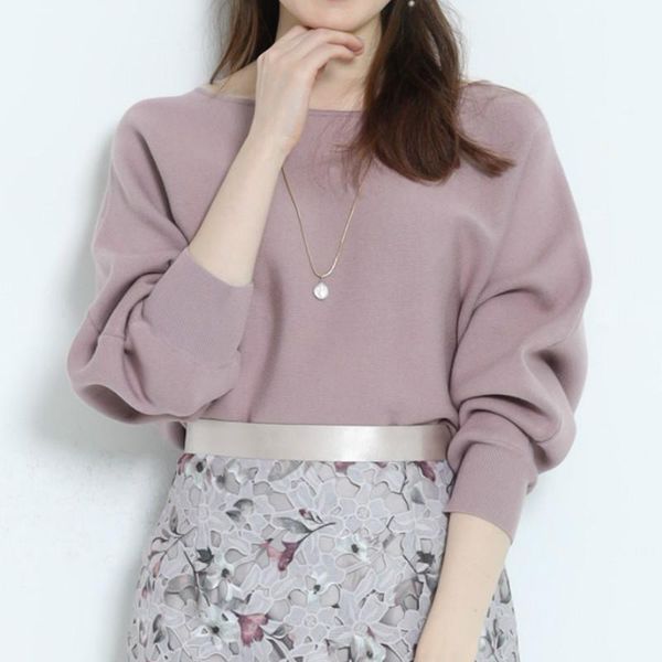 new o-neck beading pullovers autumn winter solid color warm women sweaters elegant casual knitted femme, White;black
new o-neck beading pullovers autumn winter solid color warm women sweaters elegant casual knitted femme, White;black