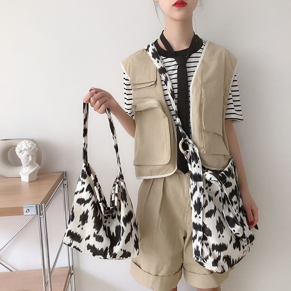 casual cow pattern canvas women shoulder bags designer handbag cute crossbody bag harajuku large capacity tote shopper bags 2020 c1016
casual cow pattern canvas women shoulder bags designer handbag cute crossbody bag harajuku large capacity tote shopper bags 2020 c1016