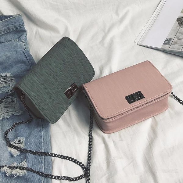 2021 new women's bag pu leather solid color shoulder bag cloth pattern turn lock pouch chain chain shoulder messenger
2021 new women's bag pu leather solid color shoulder bag cloth pattern turn lock pouch chain chain shoulder messenger