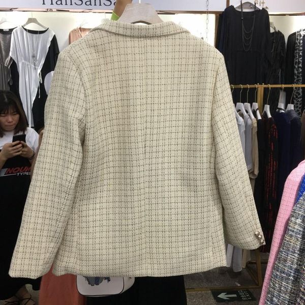 французский винтажные качества осень новых женщин plaid твид куртки сыпучие однобортный карманы женский пиджаки пальто streetwear, Black;brown
французский винтажные качества осень новых женщин plaid твид куртки сыпучие однобортный карманы женский пиджаки пальто streetwear, Black;brown