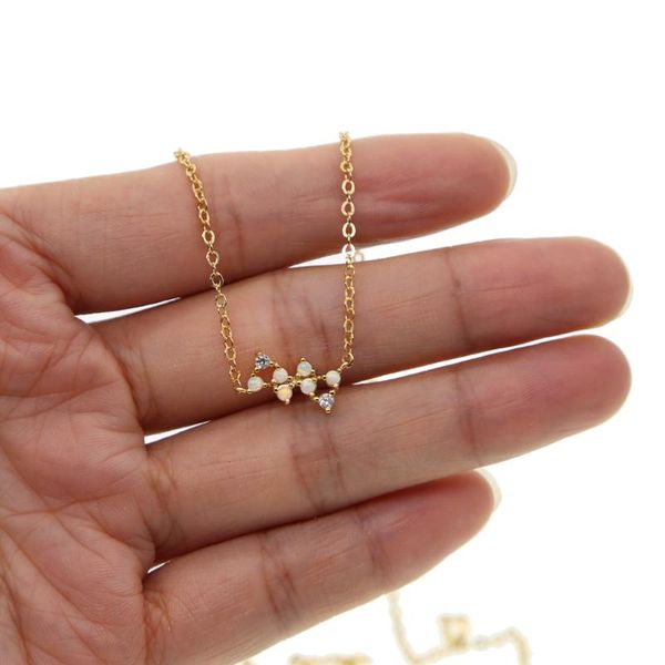 2021 luxury austrian crystal cubic zircon gold color triangle necklaces for women girls fashion high-end elegant necklace gifts, Silver
2021 luxury austrian crystal cubic zircon gold color triangle necklaces for women girls fashion high-end elegant necklace gifts, Silver