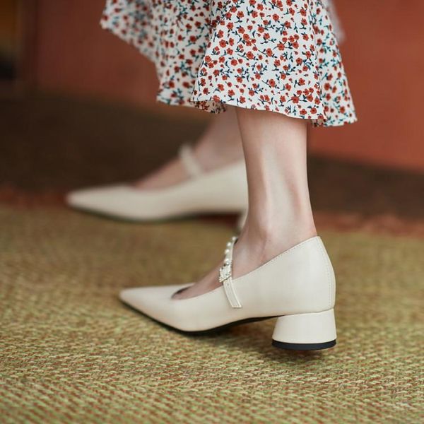 sandals spring and autumn 2021 square head thick heel temperament wedding shoes gentle shallow mouth retro mary zhen women's, Black
sandals spring and autumn 2021 square head thick heel temperament wedding shoes gentle shallow mouth retro mary zhen women's, Black