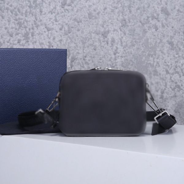 women men bags new fashion message bags satche casual handbags purse letter oblique letter crossbody bag single shoulder bag
women men bags new fashion message bags satche casual handbags purse letter oblique letter crossbody bag single shoulder bag
