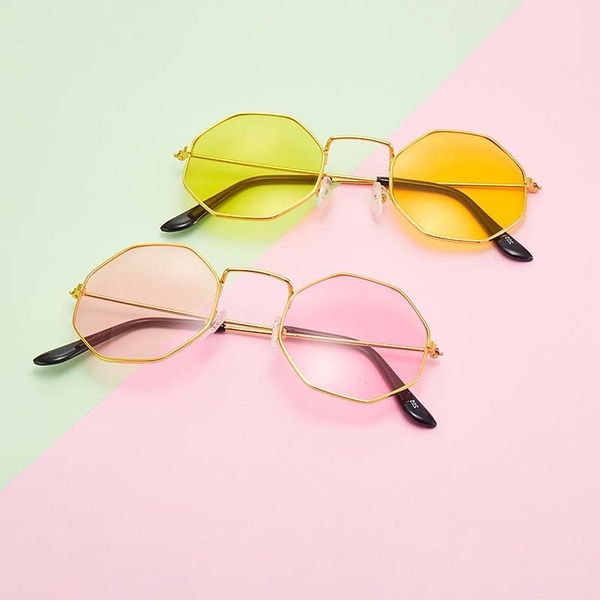 newsunglasses 2020 vintage rectangle metal frame women red lens fashion glasses luxury designer for driving american style 3
newsunglasses 2020 vintage rectangle metal frame women red lens fashion glasses luxury designer for driving american style 3