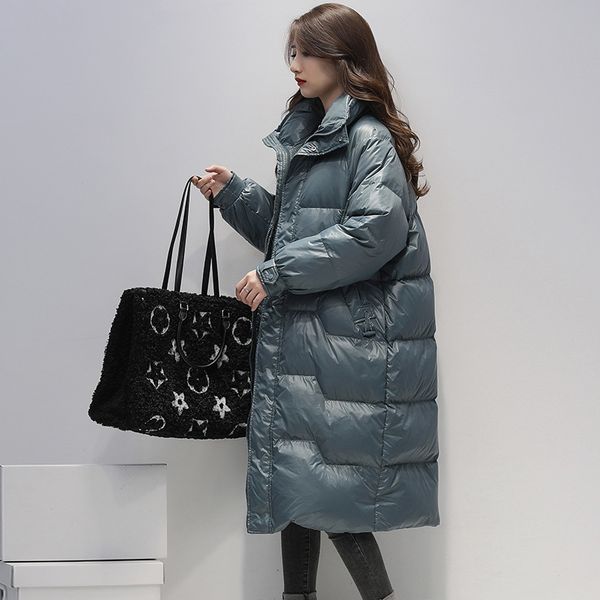 women's winter clothes, white ducks with long feathers, thick and warm, windproof, snow proof, 2020 
women's winter clothes, white ducks with long feathers, thick and warm, windproof, snow proof, 2020