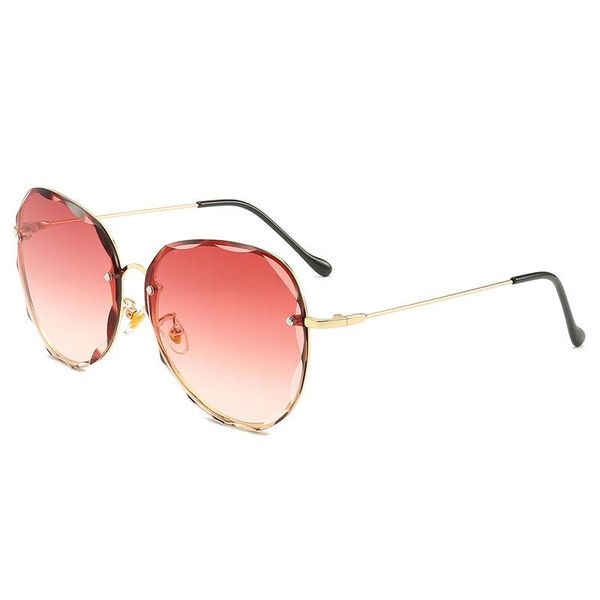 2021 new fashion trend women sunglasses large rimless sun glasses for girls abay designer personality driving color uv400 oculos, White;black
2021 new fashion trend women sunglasses large rimless sun glasses for girls abay designer personality driving color uv400 oculos, White;black