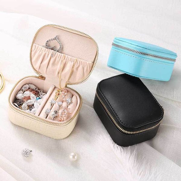 protable jewelry necklaces box pu leather travel earring case storage boxes collection necklace makeup accessories supplies, Black
protable jewelry necklaces box pu leather travel earring case storage boxes collection necklace makeup accessories supplies, Black