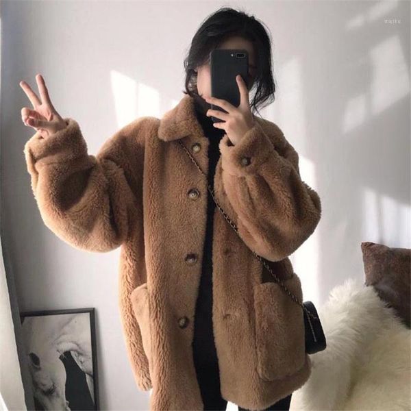 women 2020 winter solid lamb fur coat long sleeve casual fleece jacket turn down collar coat outerwear m6651, Black
women 2020 winter solid lamb fur coat long sleeve casual fleece jacket turn down collar coat outerwear m6651, Black