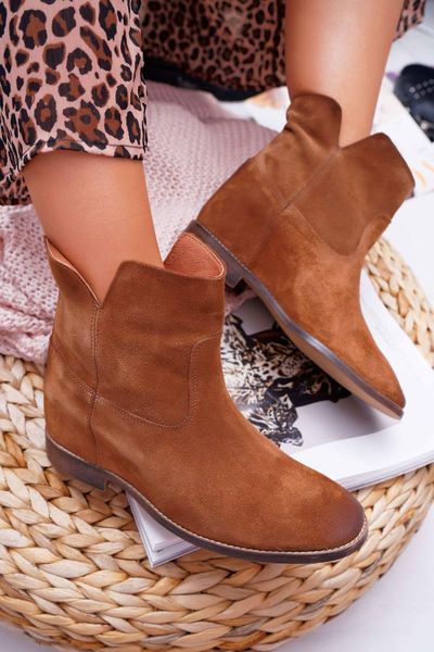 ankle leather suede women boots casual lace up winter boots comfortable soft rubber solid black flat shoes plus size female
ankle leather suede women boots casual lace up winter boots comfortable soft rubber solid black flat shoes plus size female