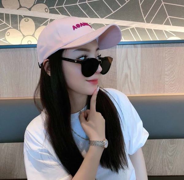 2020 new golf mens hats snapback baseball caps luxury lady fashion hat summer trucker casquette women causal ball cap high quality
2020 new golf mens hats snapback baseball caps luxury lady fashion hat summer trucker casquette women causal ball cap high quality