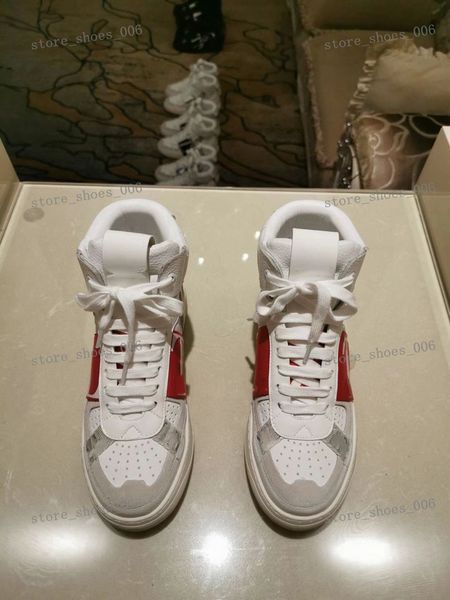 2021 new men and women calfskin sneaker with marca, flat studded sneakers oversized calfskin trainers 38-44, Black
2021 new men and women calfskin sneaker with marca, flat studded sneakers oversized calfskin trainers 38-44, Black