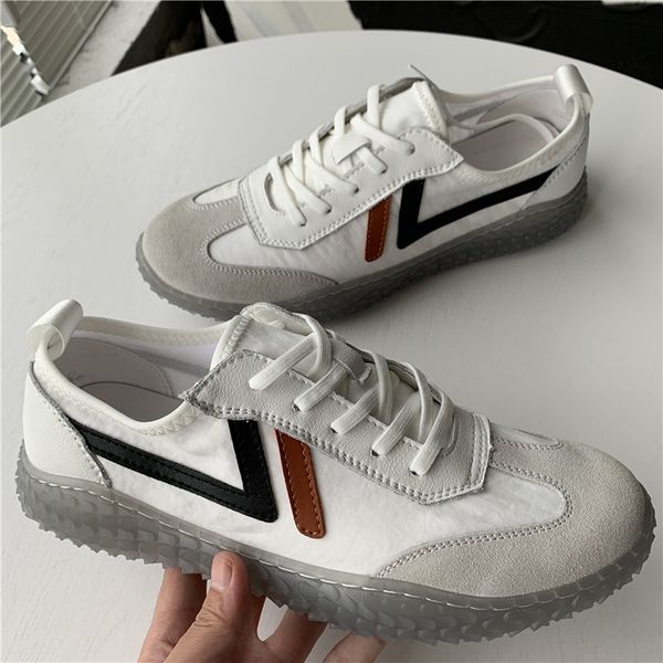 summer fashion ice silk surface cow + pigskin eight leather stitching concave convex non slip sole casual small white shoes
summer fashion ice silk surface cow + pigskin eight leather stitching concave convex non slip sole casual small white shoes