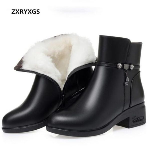 new cowhide autumn leather boots women boots large size non-slip thick heels inisde plus / wool warm shoes winter snow, Black
new cowhide autumn leather boots women boots large size non-slip thick heels inisde plus / wool warm shoes winter snow, Black