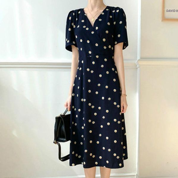 korean chic v neck puff sleeve women dress vintage flower pattern lacing slim high waist dresses elegant summer vestidos mujer1, Black;gray
korean chic v neck puff sleeve women dress vintage flower pattern lacing slim high waist dresses elegant summer vestidos mujer1, Black;gray