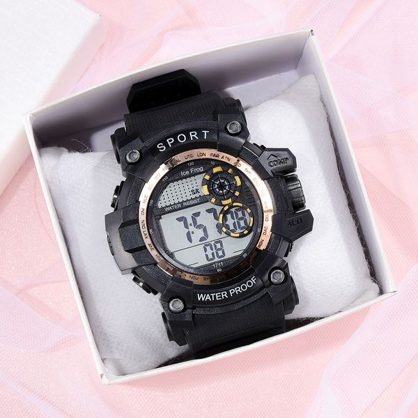 2020 fashion outdoor sport men clock multifunction watches alarm chrono 5bar waterproof digital watch reloj hombre
2020 fashion outdoor sport men clock multifunction watches alarm chrono 5bar waterproof digital watch reloj hombre