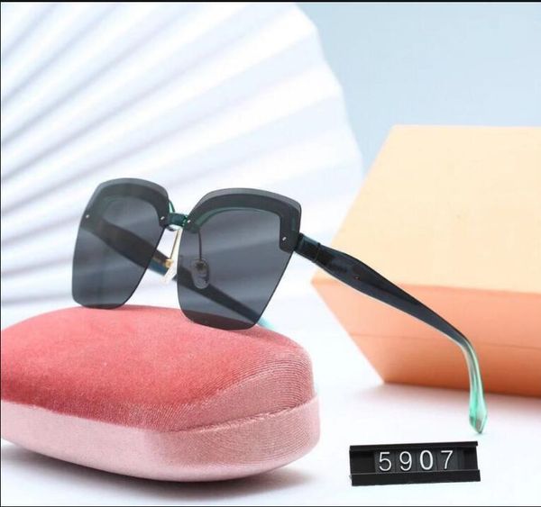 new luxury errrzh fashion summer man woman designer sunglasses mens women luxury driving sunglasses uv400 6 color optional high quality, White;black
new luxury errrzh fashion summer man woman designer sunglasses mens women luxury driving sunglasses uv400 6 color optional high quality, White;black
