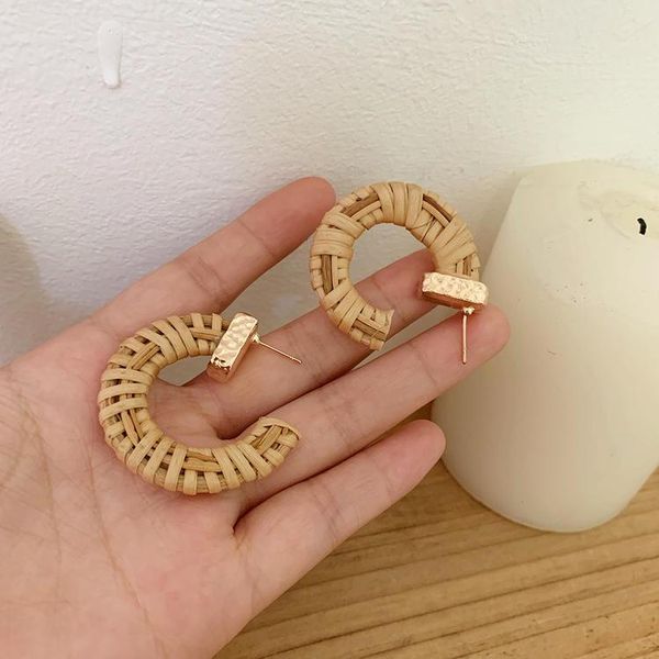 aensoa корея ручной работы из бамбука braid подвесной падение серьги заявление моды rattan серьги для женщин партии подарка ювелирных издели, Silver
aensoa корея ручной работы из бамбука braid подвесной падение серьги заявление моды rattan серьги для женщин партии подарка ювелирных издели, Silver