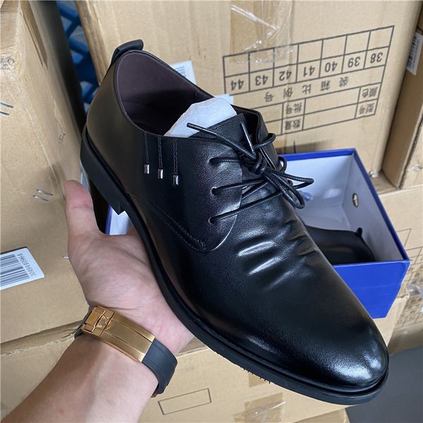 odm's new business casual shoes 2020 for men's near mouth cowhide leather shoes" packed by odm
odm's new business casual shoes 2020 for men's near mouth cowhide leather shoes" packed by odm