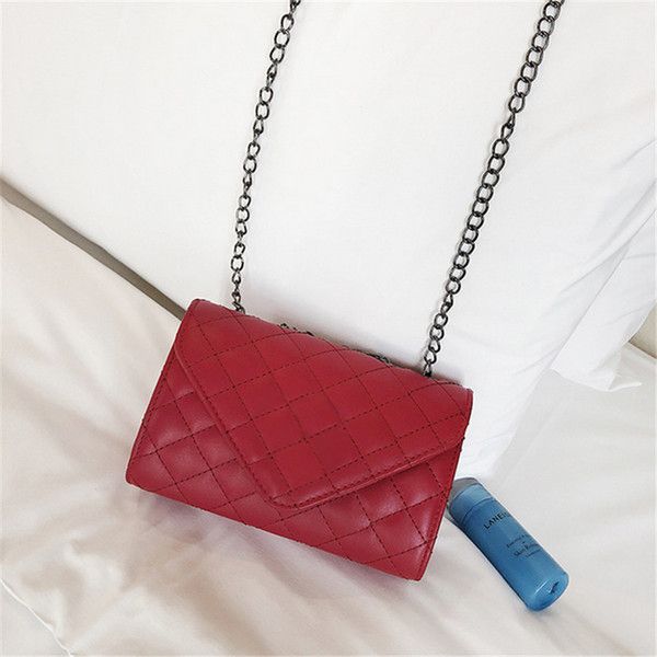 2020 female grid bag new fashion lady shoulder bag leather chain shoulder inclined lady bags, small sweet wind
2020 female grid bag new fashion lady shoulder bag leather chain shoulder inclined lady bags, small sweet wind