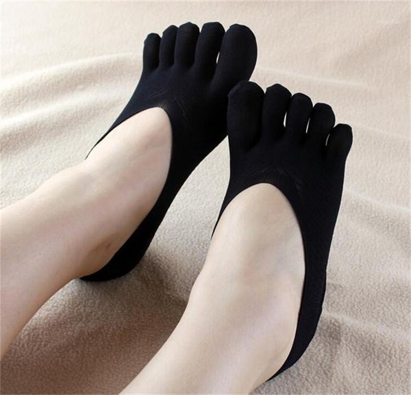 fashion women girls ankle five fingers toe socks ladies casaul solid see through sock slippers1, Black;white
fashion women girls ankle five fingers toe socks ladies casaul solid see through sock slippers1, Black;white