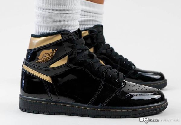 2020 air authentic 1 high og black metallic gold sneakers retro black gold patent leather 1s men sports shoes with box 555088-032
2020 air authentic 1 high og black metallic gold sneakers retro black gold patent leather 1s men sports shoes with box 555088-032