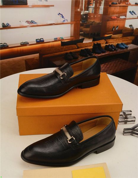 luxury men oxford shoes lace up wingtip pointed toe mix color formal men dress shoes business wedding office men's leather shoes, Black
luxury men oxford shoes lace up wingtip pointed toe mix color formal men dress shoes business wedding office men's leather shoes, Black