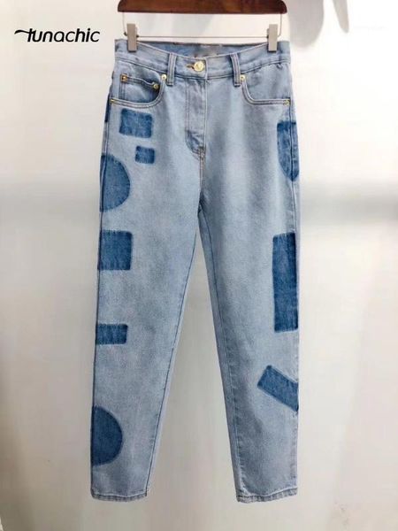 chic runway 2020 fashion women's cool shade wash embroidered jeans1, Blue 
chic runway 2020 fashion women's cool shade wash embroidered jeans1, Blue