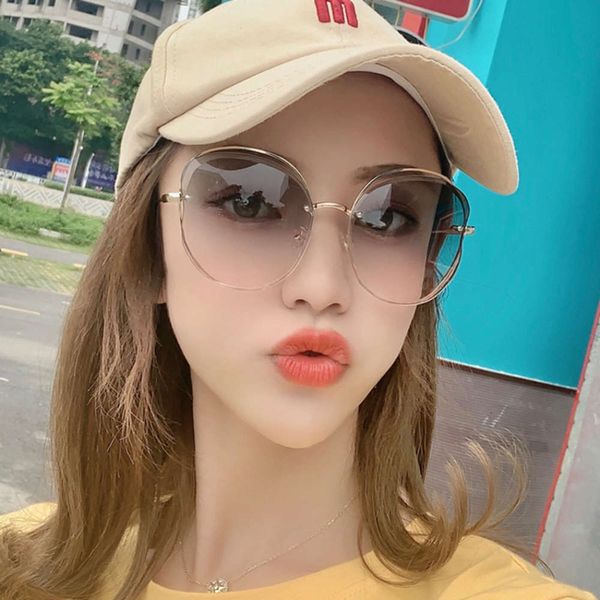 big sunglasses women's sunglasses ins2020 new frame big face thin light color gradient korean myopia, White;black
big sunglasses women's sunglasses ins2020 new frame big face thin light color gradient korean myopia, White;black