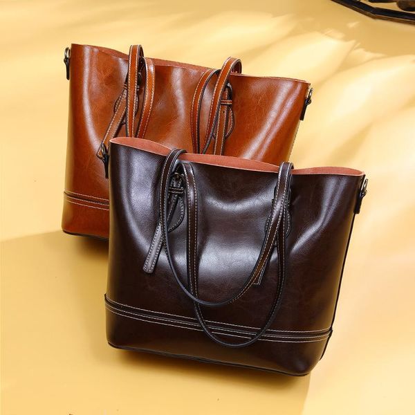 han 100% genuine leather women handbags 2020 new fashion handbags big bag wild shoulder messenger bag simple portable ladies
han 100% genuine leather women handbags 2020 new fashion handbags big bag wild shoulder messenger bag simple portable ladies