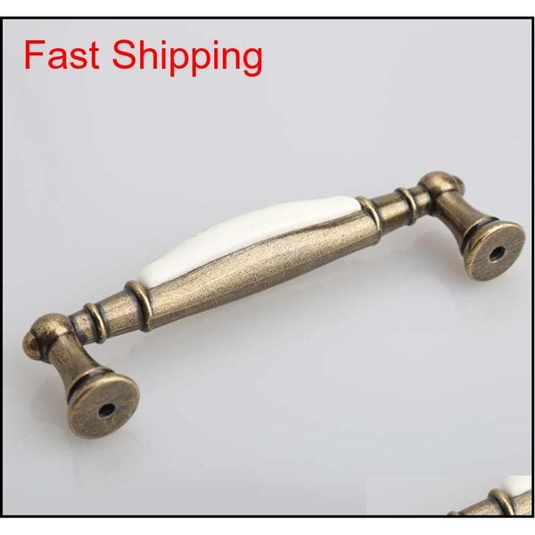 96mm peony porcelain pull handles rural ceramic drawer cabinet knobs bronze dresser handle retro fashion fur qylmuk packing2010
96mm peony porcelain pull handles rural ceramic drawer cabinet knobs bronze dresser handle retro fashion fur qylmuk packing2010