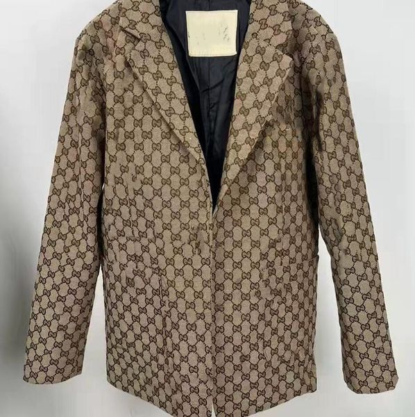mens jacket new luxury 2022gg personality suit fit leisure comfort classic plaid british fashion blazer coat pants, Black;brown
mens jacket new luxury 2022gg personality suit fit leisure comfort classic plaid british fashion blazer coat pants, Black;brown