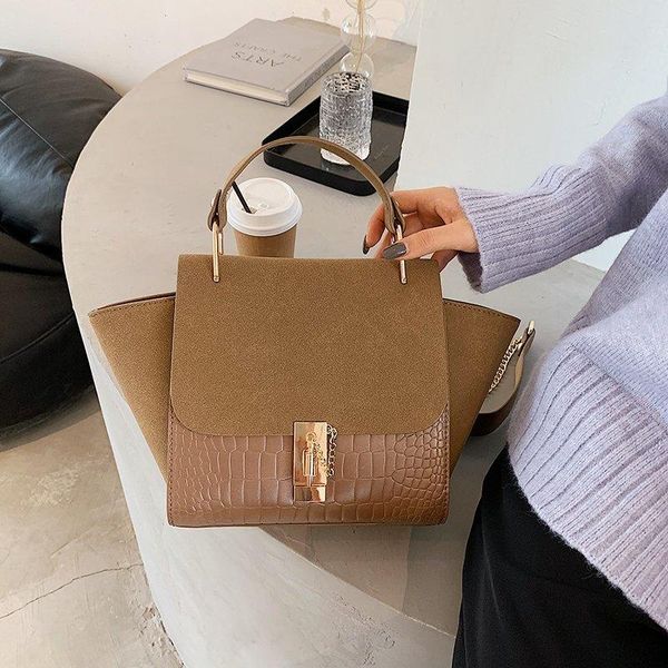 handbag women shoulder bag luxury 2020 fashion tassel messenger bags bolsas frosting crocodile pattern ladies party crossby bag
handbag women shoulder bag luxury 2020 fashion tassel messenger bags bolsas frosting crocodile pattern ladies party crossby bag