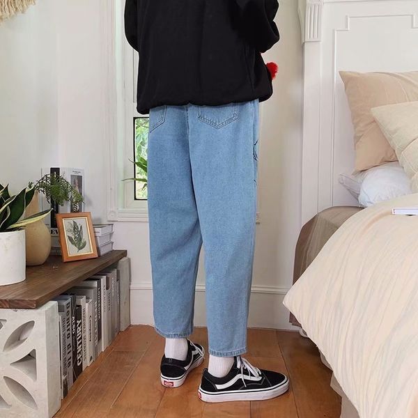 wholesale 2020 spring cartoon printed jeans men straight loose popular korean teenagers student port wind ankle length pants 201120, Blue
wholesale 2020 spring cartoon printed jeans men straight loose popular korean teenagers student port wind ankle length pants 201120, Blue