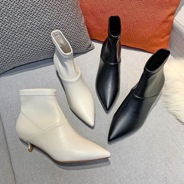 new high heel leather women boots shoes solid black white pointed toe elegant 2020 autumn winter women ankle boots
new high heel leather women boots shoes solid black white pointed toe elegant 2020 autumn winter women ankle boots