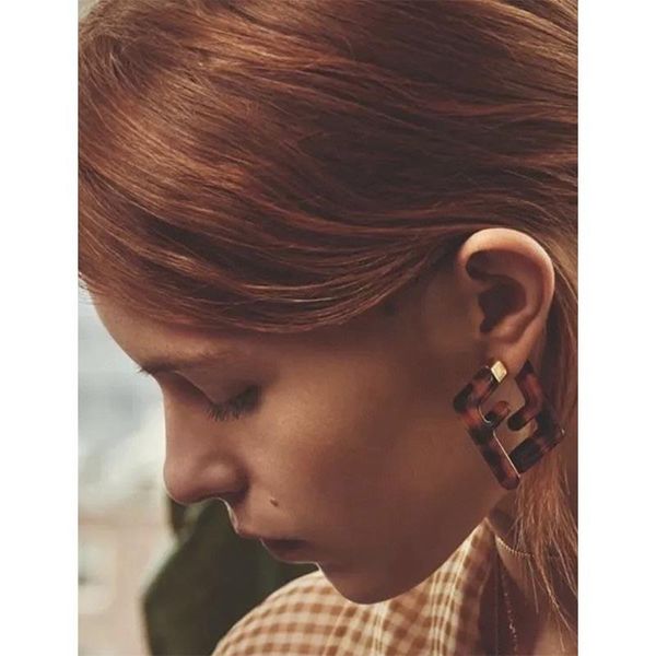 cosmicchic 2020 серьги падения подиум doule-f хоксбилл цвет три способа wear fahion ювелирных изделий письмо-серьги привлекательный, Silver
cosmicchic 2020 серьги падения подиум doule-f хоксбилл цвет три способа wear fahion ювелирных изделий письмо-серьги привлекательный, Silver